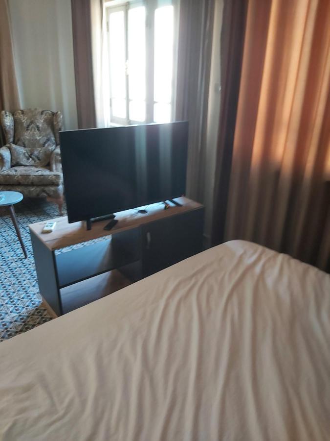 Riviera Hotel Амман Экстерьер фото